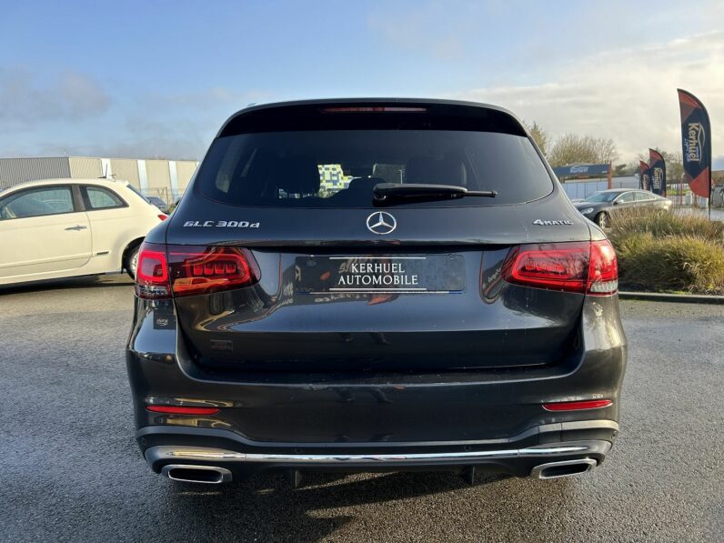 MERCEDES GLC