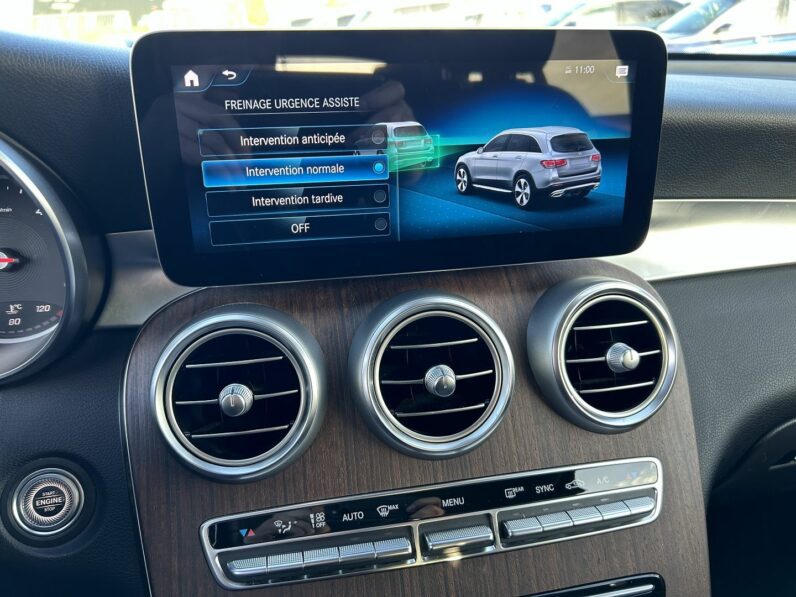 MERCEDES GLC