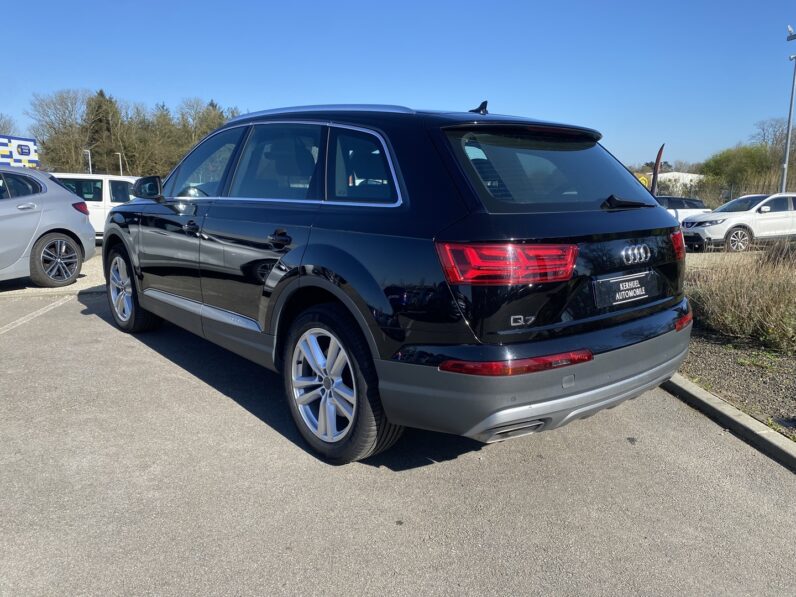 AUDI Q7 7 PLACES