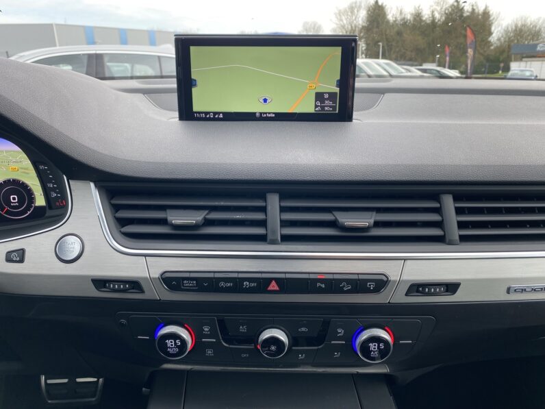 AUDI Q7 7 PLACES