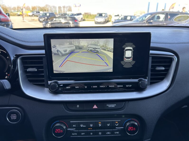 KIA XCEED