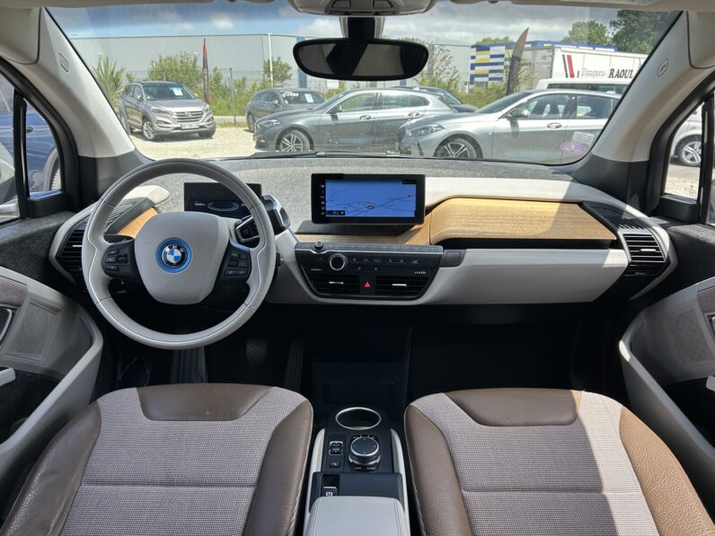 BMW I3