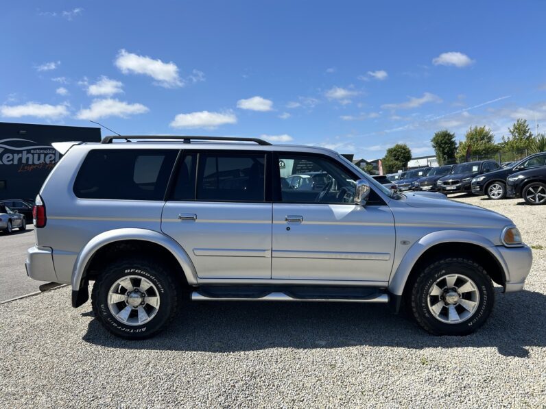 MITSUBISHI PAJERO SPORT