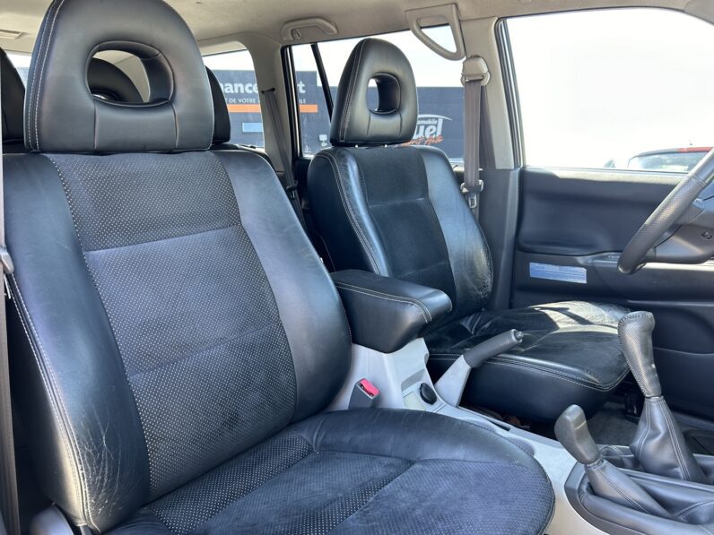 MITSUBISHI PAJERO SPORT