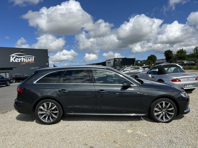 AUDI A4 AVANT