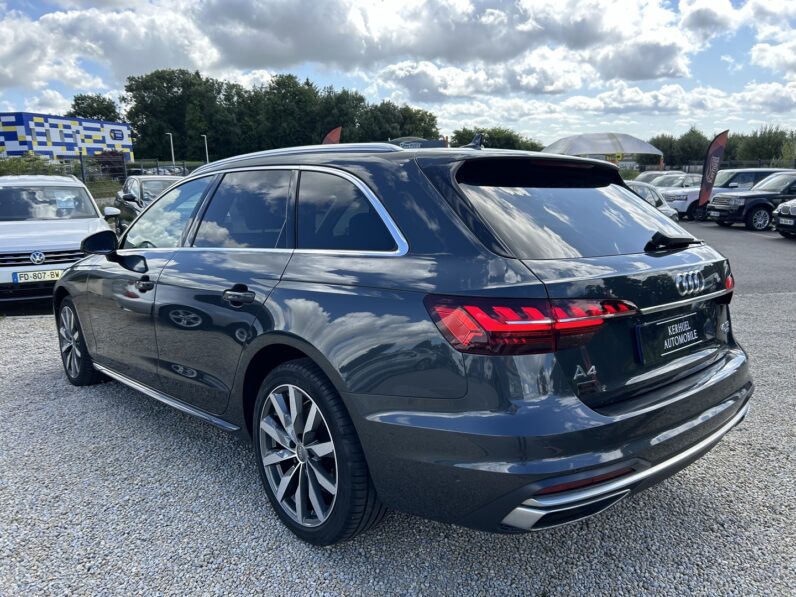 AUDI A4 AVANT
