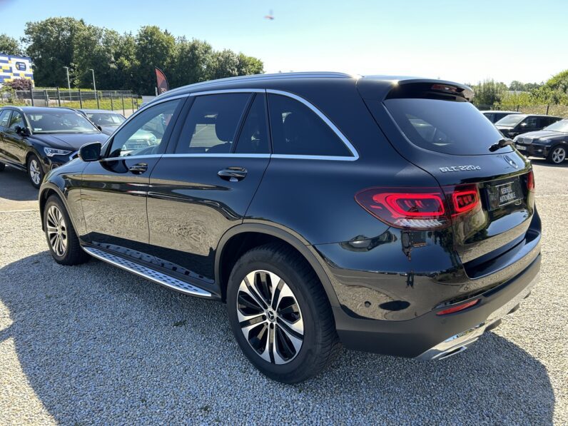 MERCEDES GLC
