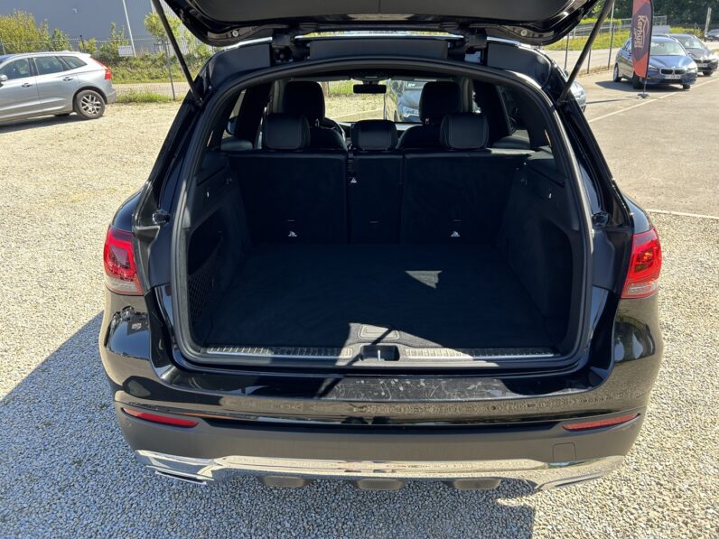 MERCEDES GLC