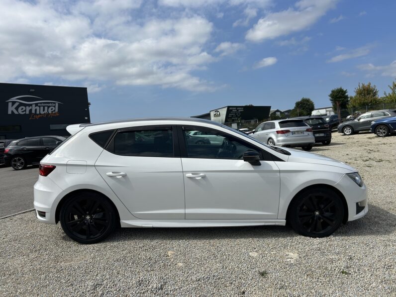 SEAT LEON