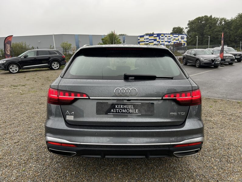 AUDI A4 AVANT