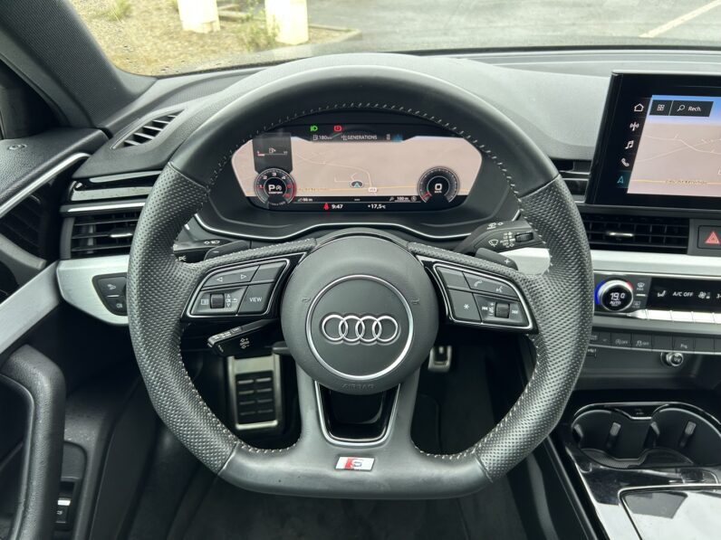 AUDI A4 AVANT