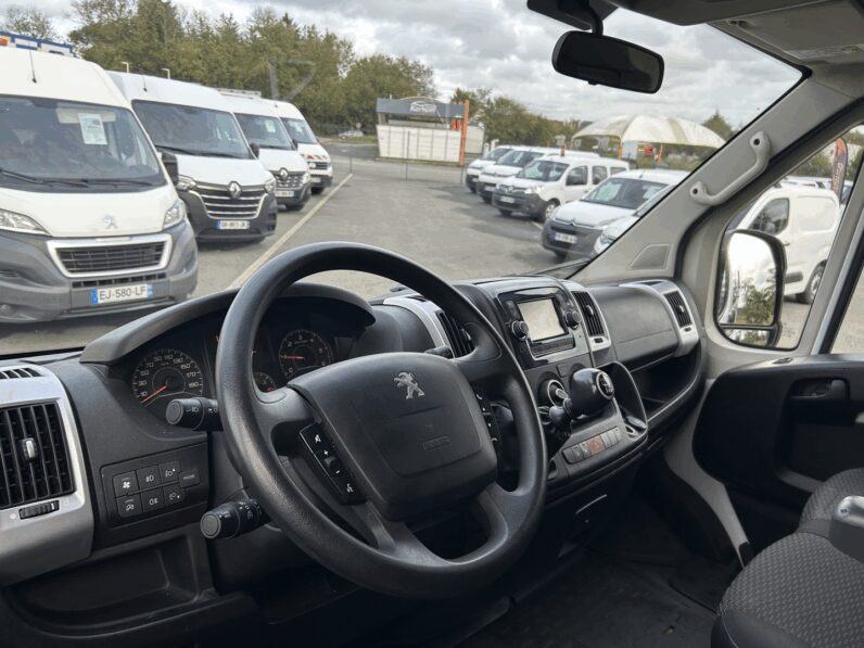 PEUGEOT BOXER