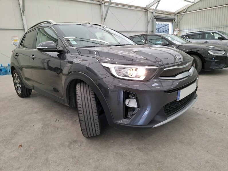 KIA STONIC