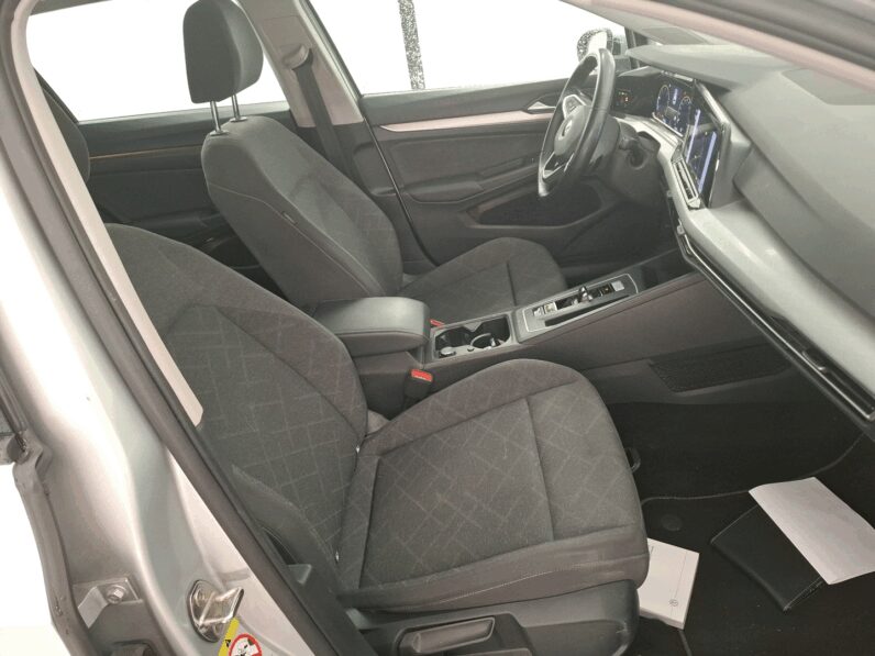 VOLKSWAGEN GOLF VIII SW