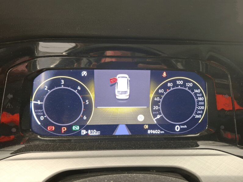 VOLKSWAGEN GOLF VIII SW