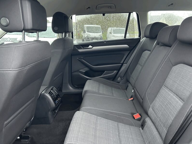 VOLKSWAGEN PASSAT SW