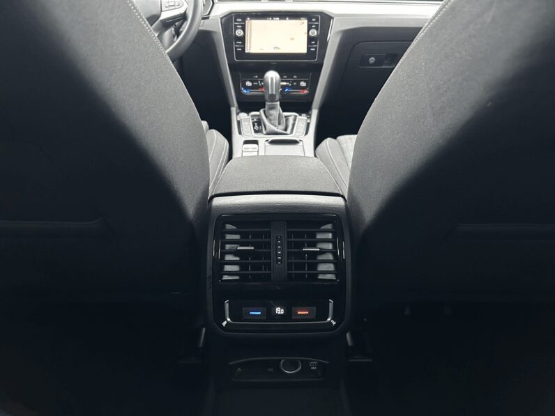 VOLKSWAGEN PASSAT SW