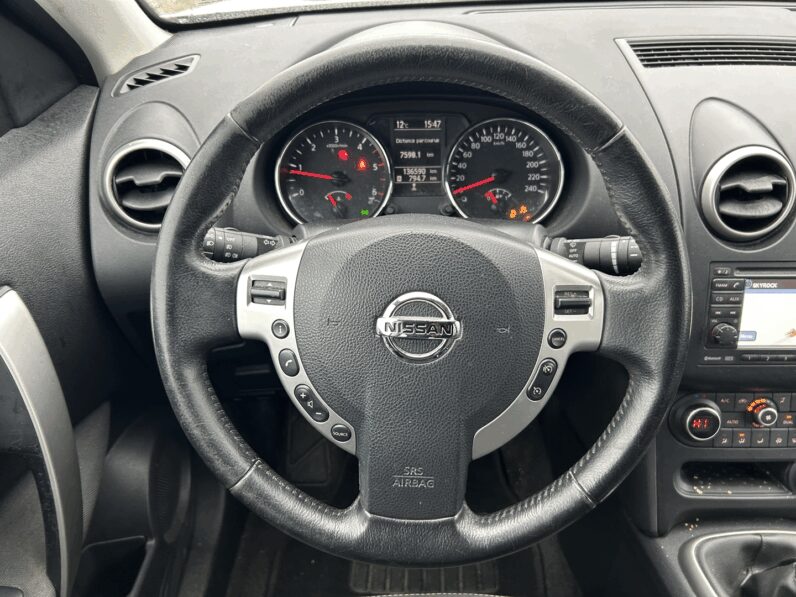 NISSAN QASHQAI "VENTE À PROFESSIONNEL"