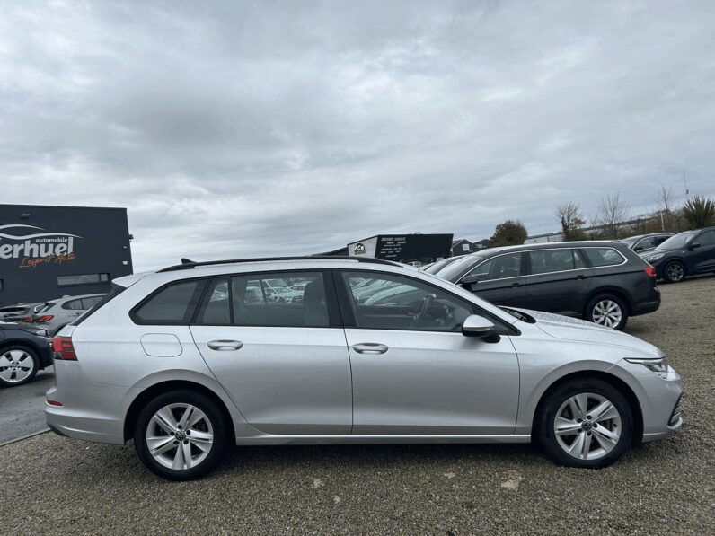 VOLKSWAGEN GOLF VIII SW