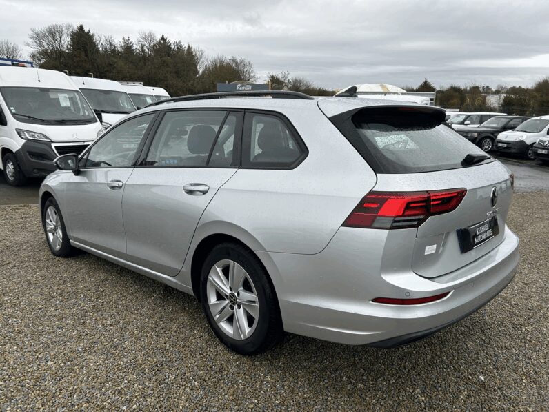 VOLKSWAGEN GOLF VIII SW