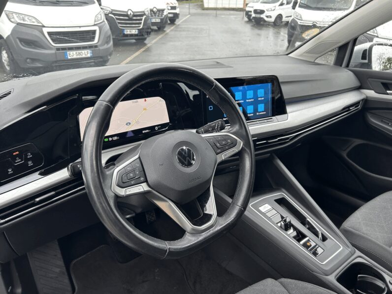 VOLKSWAGEN GOLF VIII SW