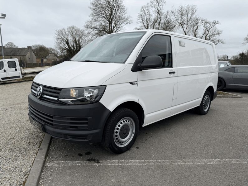 VOLKSWAGEN TRANSPORTER FG