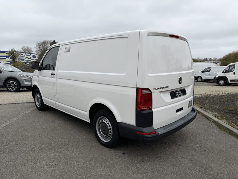 VOLKSWAGEN TRANSPORTER FG