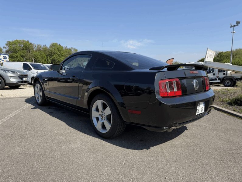 FORD MUSTANG FASTBACK