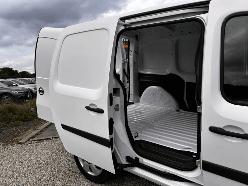 NISSAN NV250 " 3 PLACES "