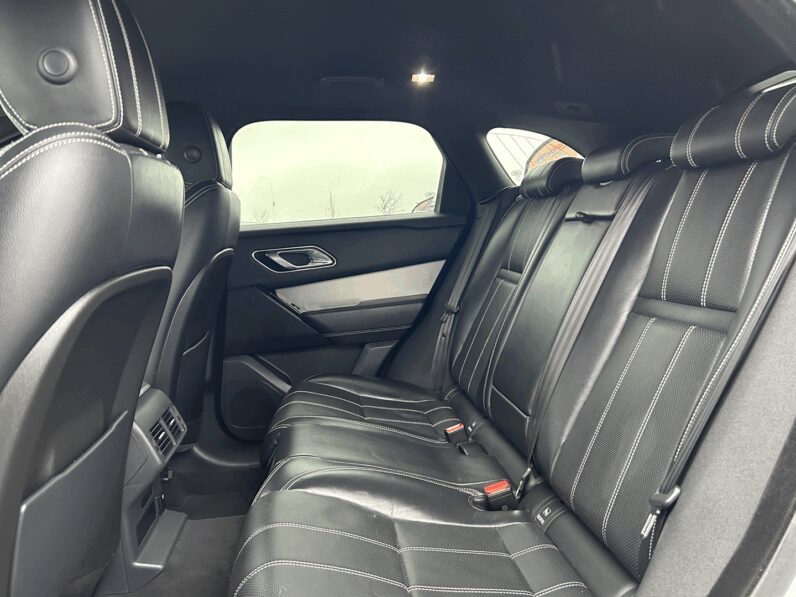 LAND-ROVER RANGE ROVER VELAR "À PROFESSIONNEL
