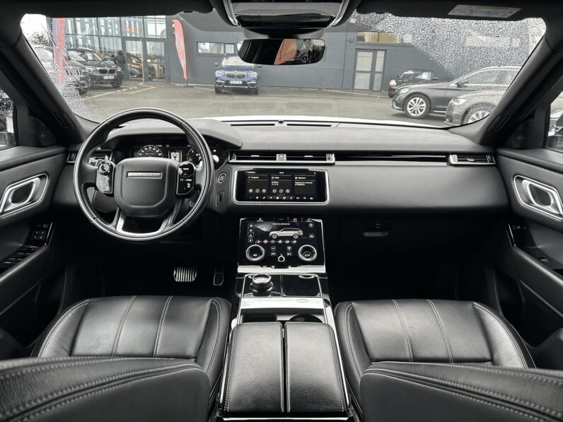 LAND-ROVER RANGE ROVER VELAR "À PROFESSIONNEL