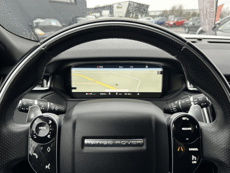LAND-ROVER RANGE ROVER VELAR "À PROFESSIONNEL