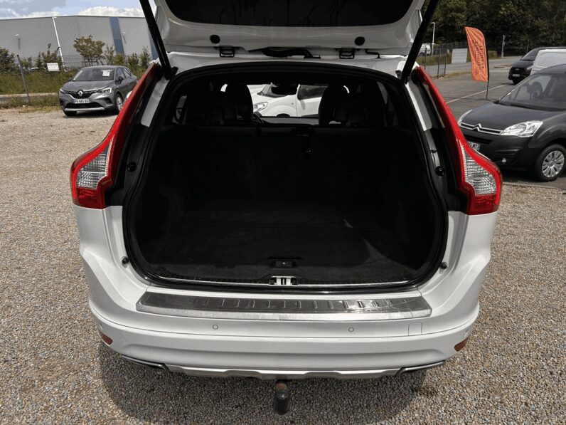 VOLVO XC60 "À PROFESSIONNEL"