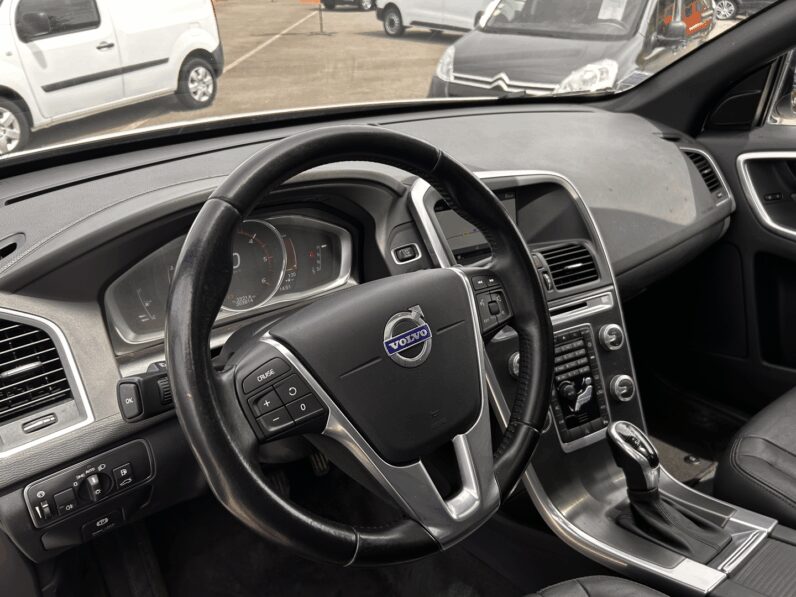 VOLVO XC60 "À PROFESSIONNEL"