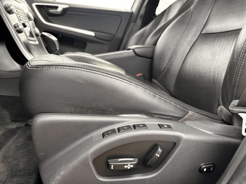 VOLVO XC60 "À PROFESSIONNEL"