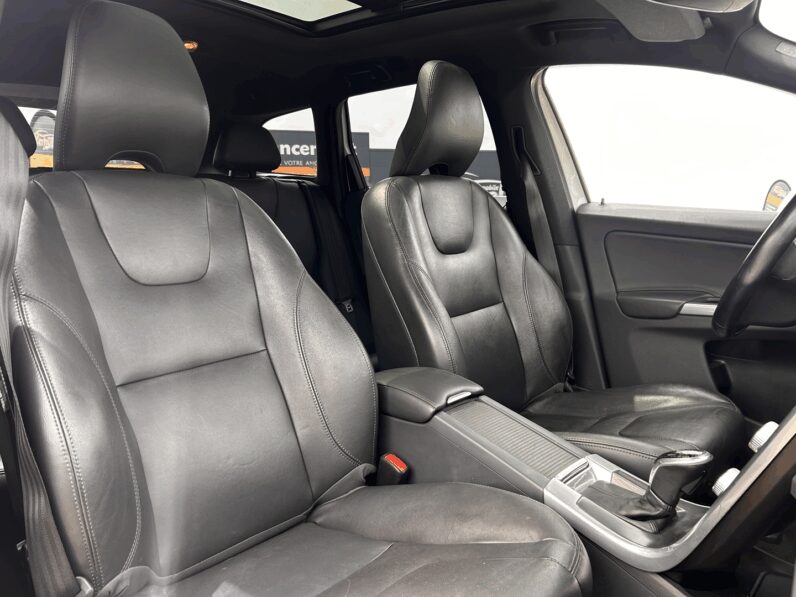 VOLVO XC60 "À PROFESSIONNEL"