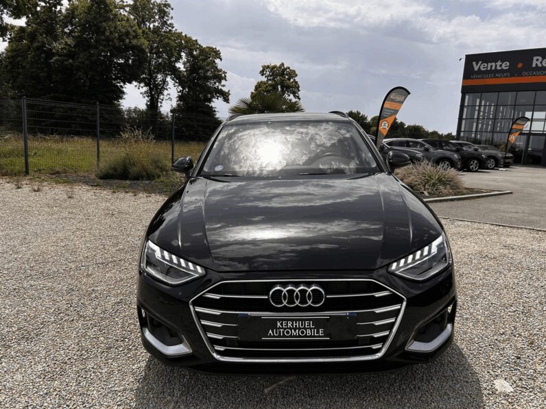 AUDI A4 AVANT