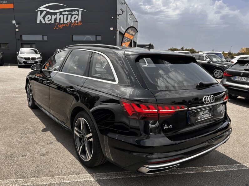 AUDI A4 AVANT