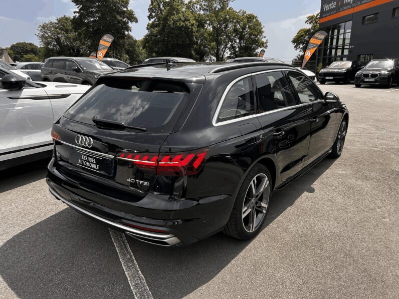 AUDI A4 AVANT