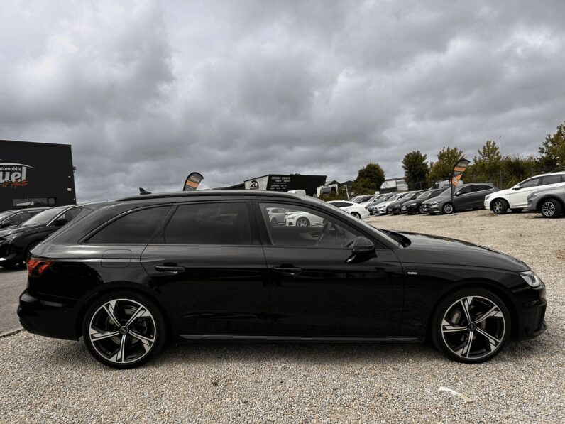 AUDI A4 AVANT