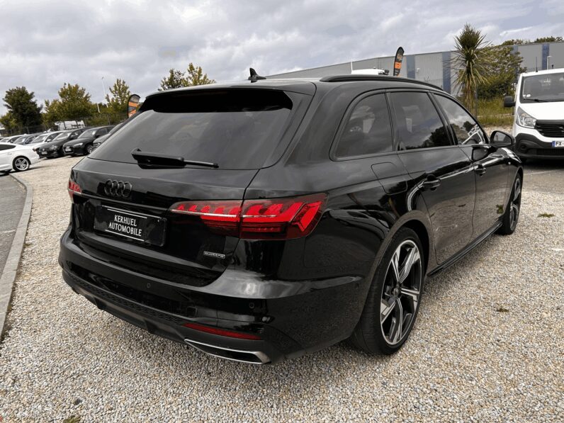 AUDI A4 AVANT