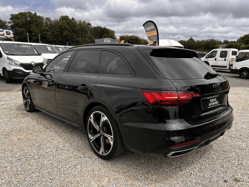 AUDI A4 AVANT