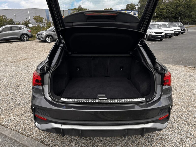 AUDI Q3 SPORTBACK