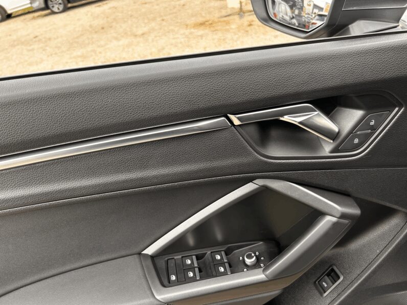 AUDI Q3 SPORTBACK
