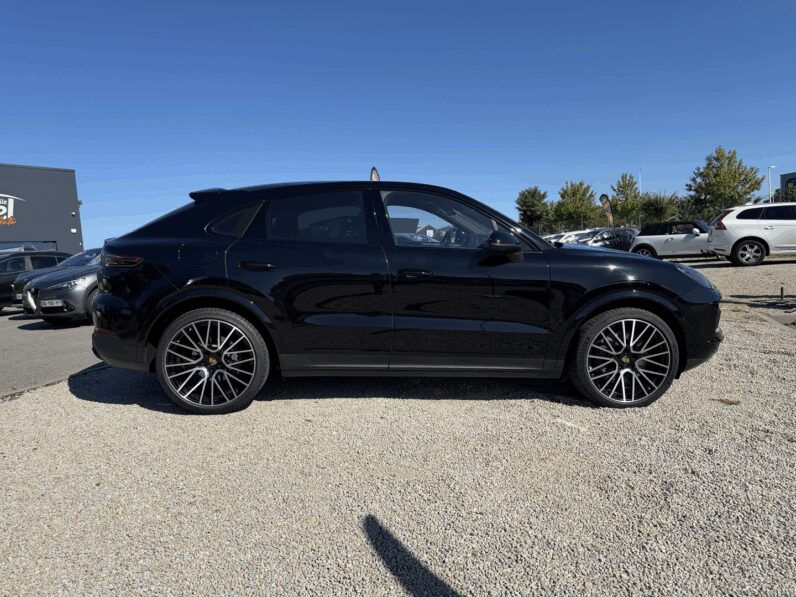 PORSCHE CAYENNE COUPE
