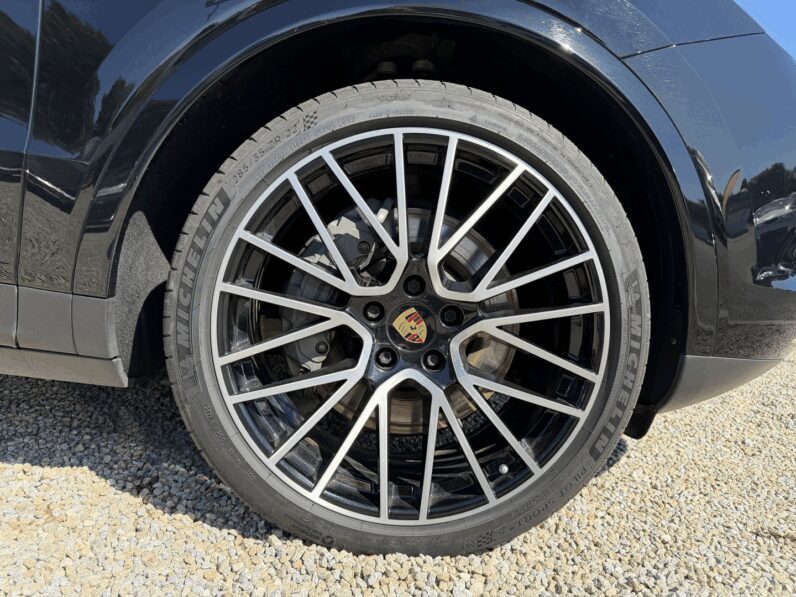PORSCHE CAYENNE COUPE