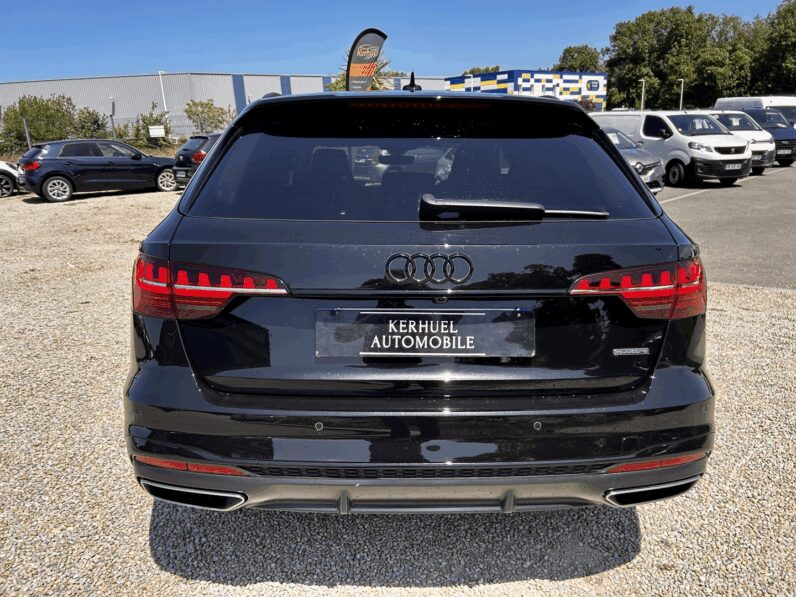 AUDI A4 AVANT