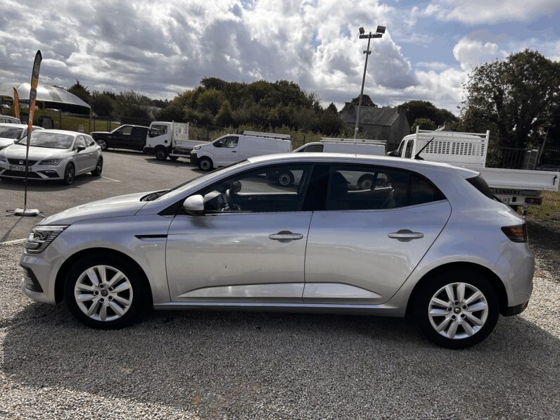 RENAULT MEGANE IV