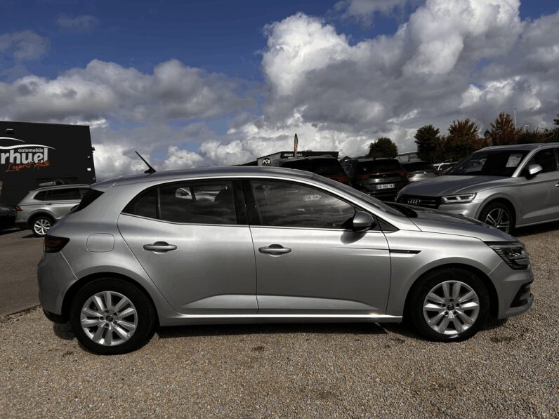 RENAULT MEGANE IV