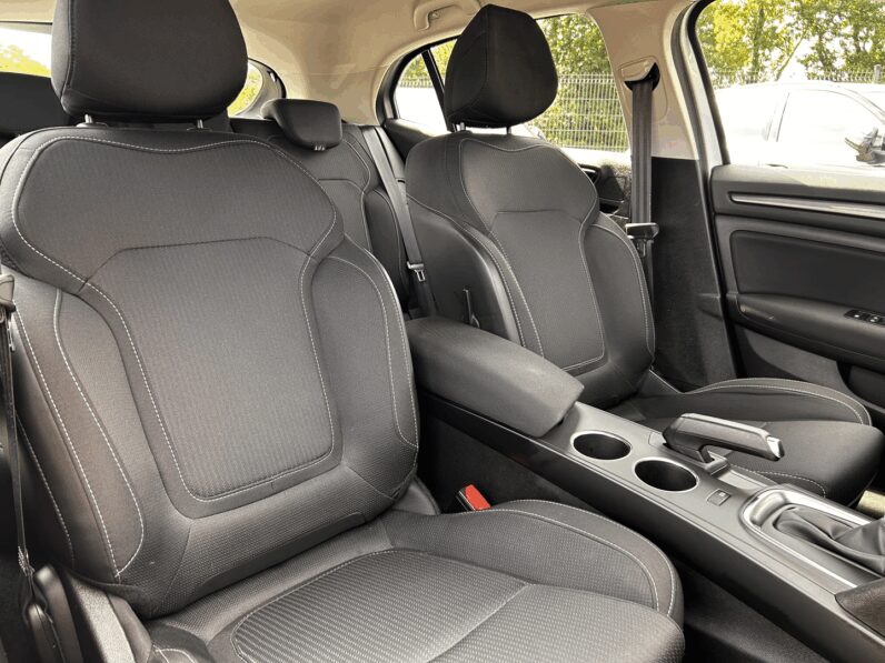 RENAULT MEGANE IV